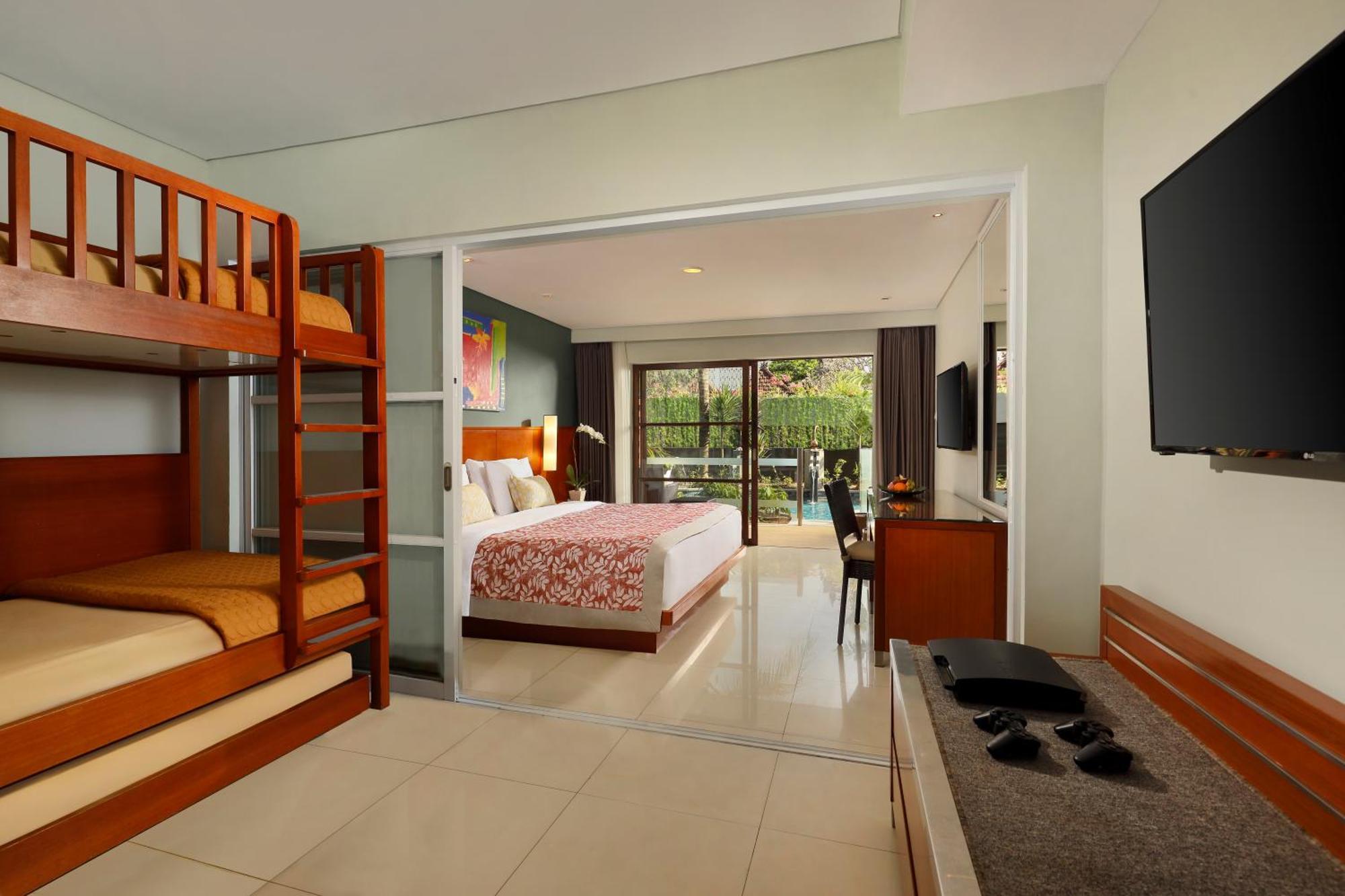 Bali Dynasty Resort Kuta  Exterior photo